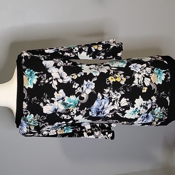 White House Black Market Tunic Boatneck Floral Pullover Mini Dress Size M - Picture 3 of 11